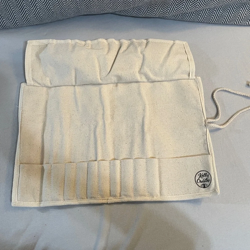 Kelly Creates Roll Up Canvas Pen/Brush  Case